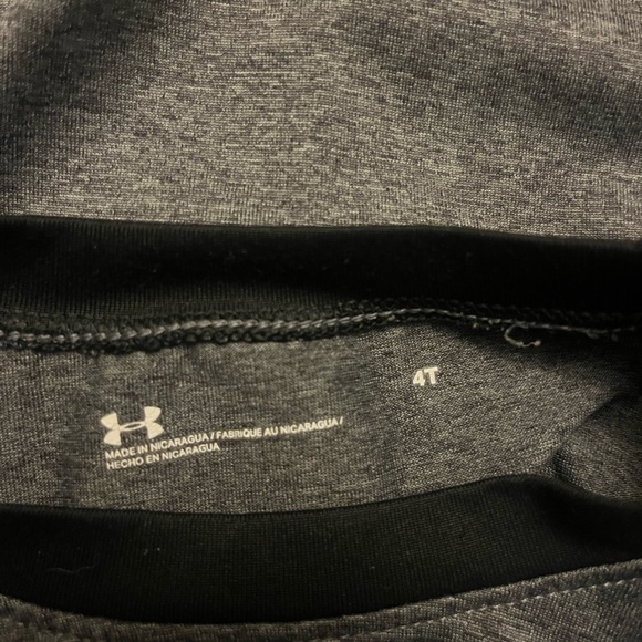 Under Armour t-shirt - Picture 4 of 4